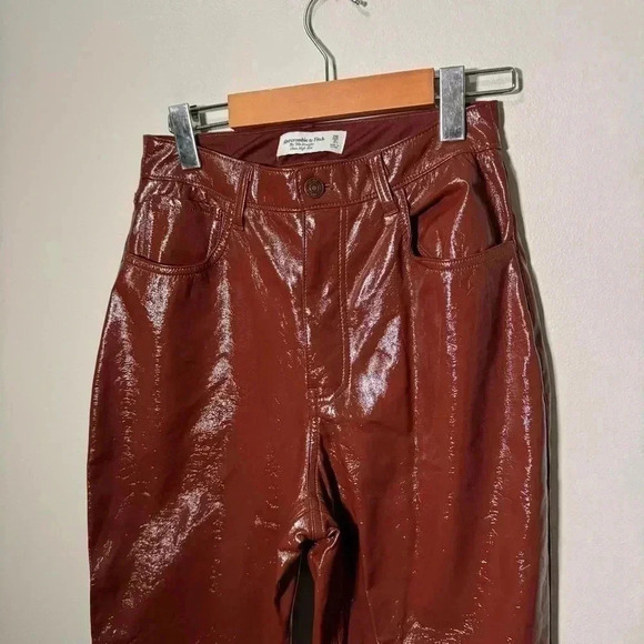 NWT Abercrombie Vegan  Patent Leather 90s Straight Pants Pink-Brown 26 - Picture 4 of 8